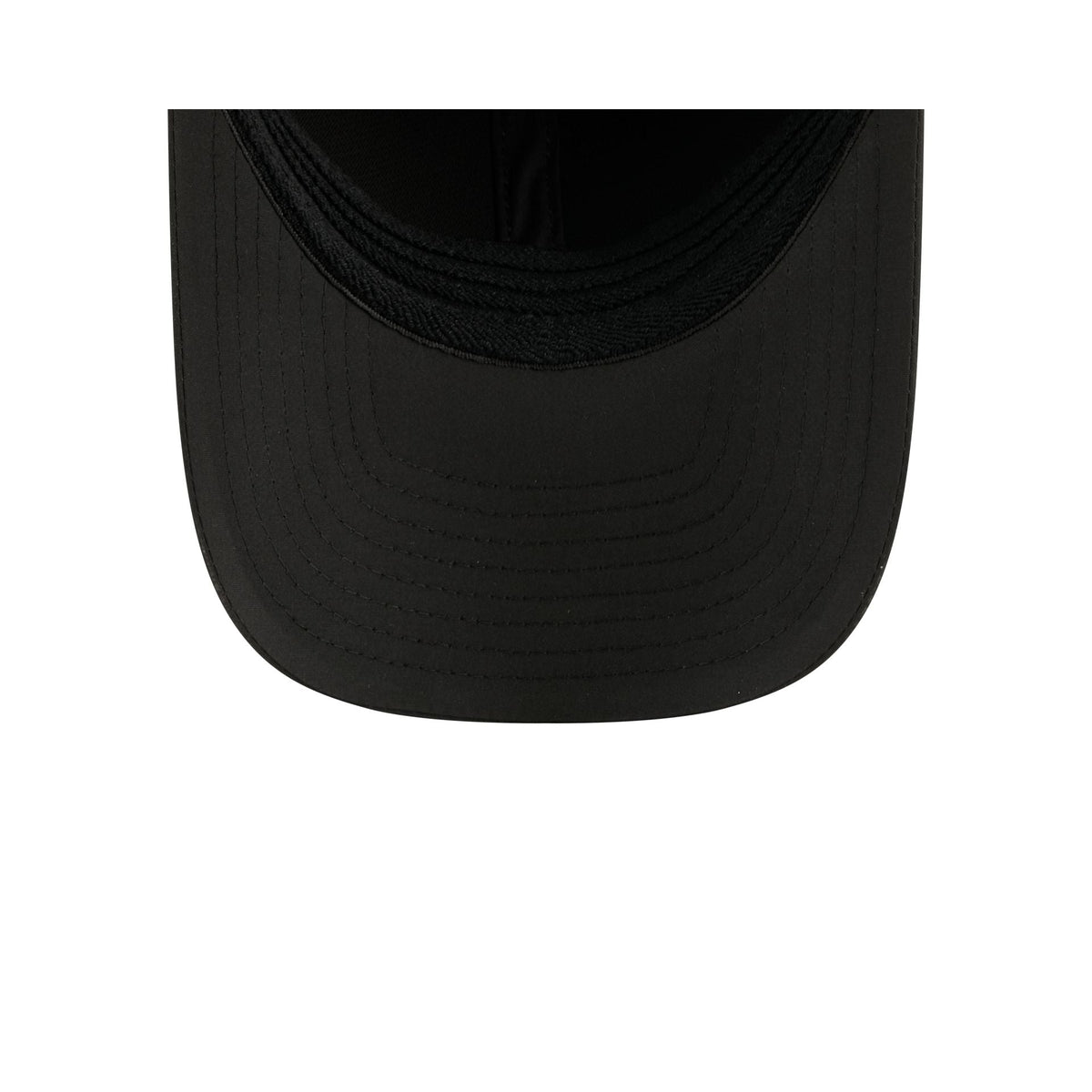 San Francisco 49ers 2026 Training Black 39THIRTY M-Crown Stretch-Fit Hat