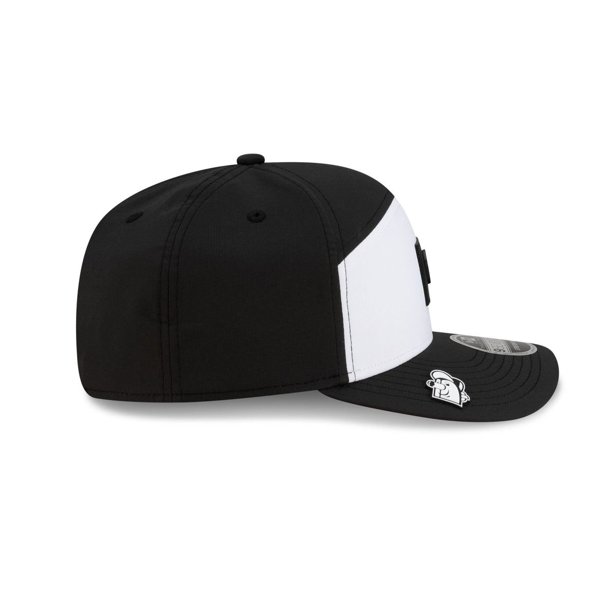 Milwaukee Brewers 2026 Clubhouse Black & White Split Panel 9SEVENTY Stretch-Snap Hat