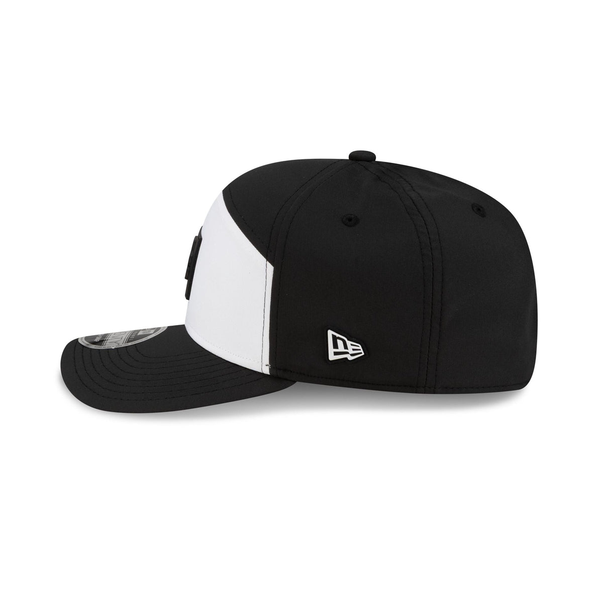 Tampa Bay Rays 2026 Clubhouse Black & White Split Panel 9SEVENTY Stretch-Snap Hat