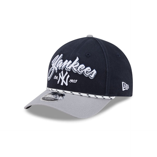 New York Yankees Team Loyal 9FORTY M-Crown Snapback Hat