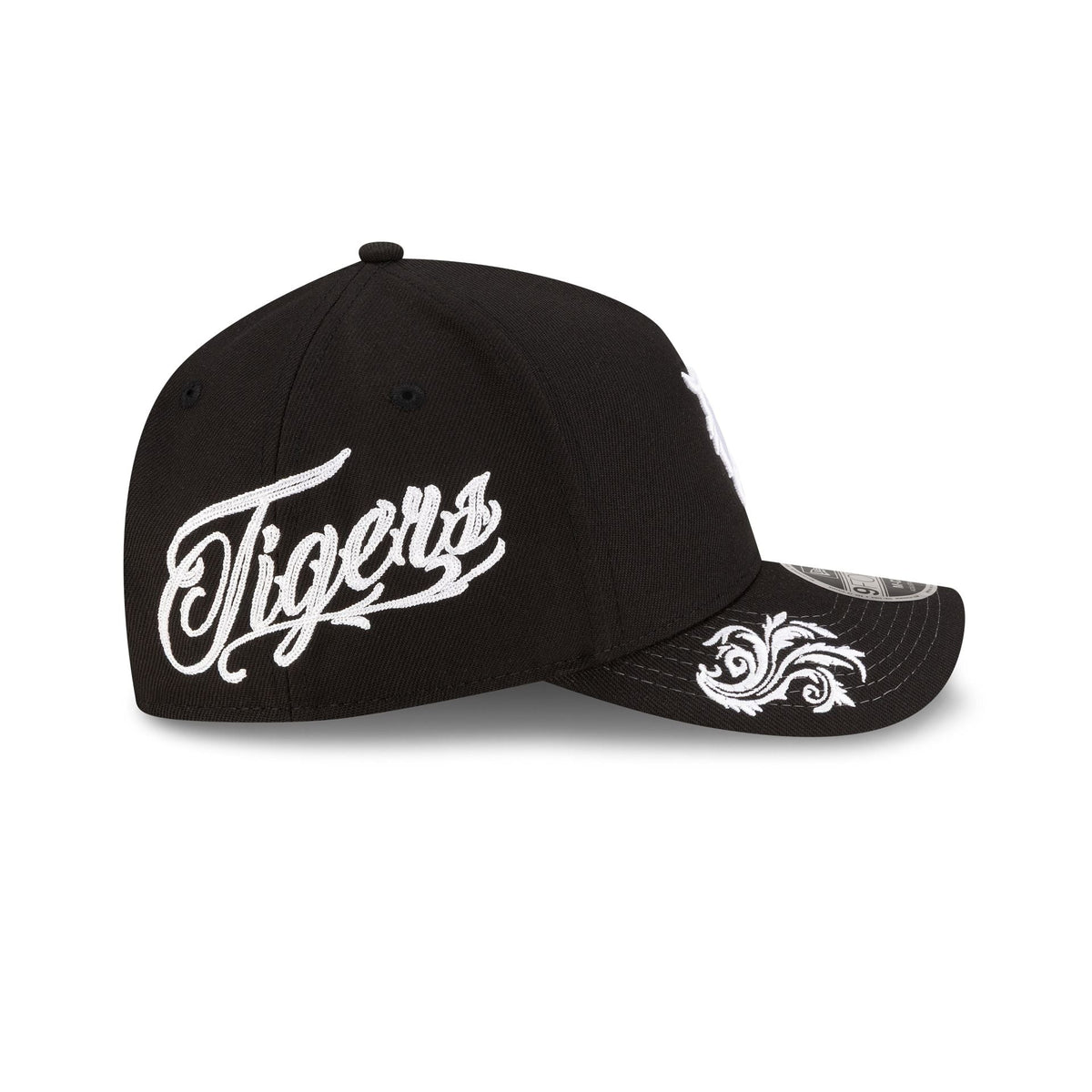 Detroit Tigers Script Black and White 9FORTY M-Crown A-Frame Snapback Hat